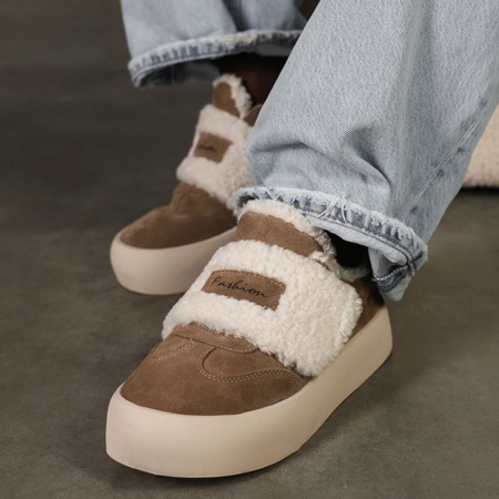 Спортивная обувь HELMAR 42-TZE23-31-209